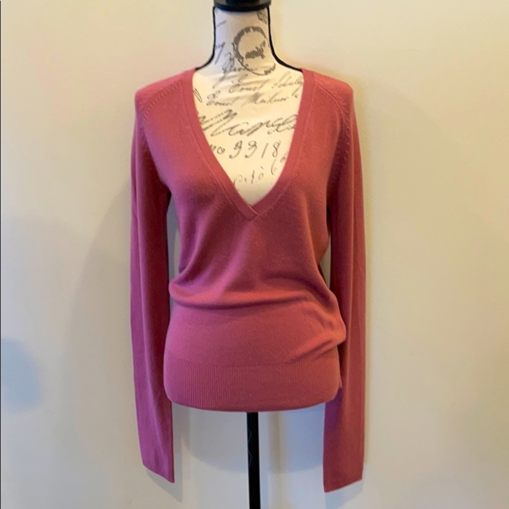 French Connection V-Neck Wool Blend Sweater in Rose- Small